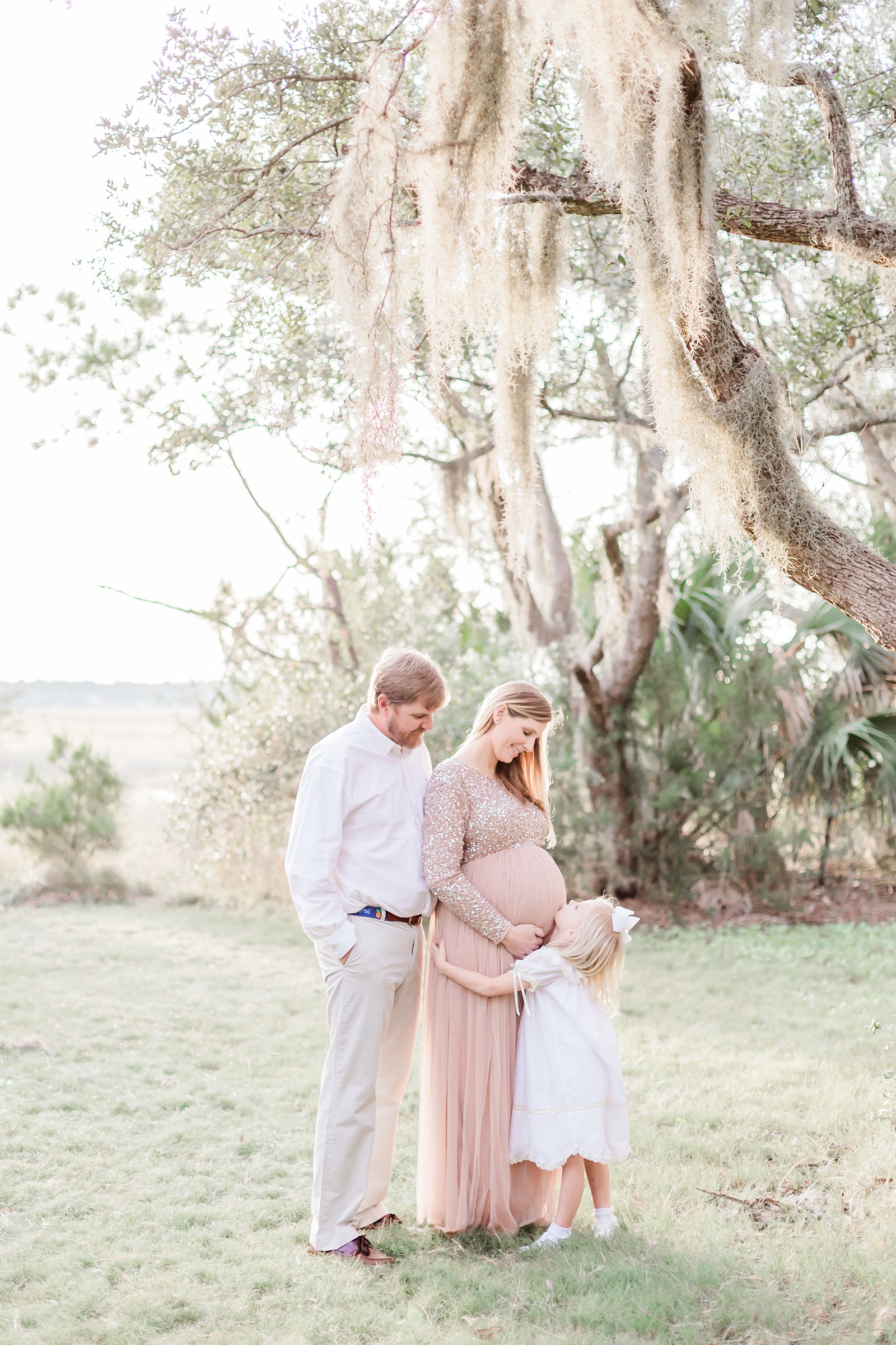 Charleston Maternity session at James Island County Park by Caitlyn Motycka Photography