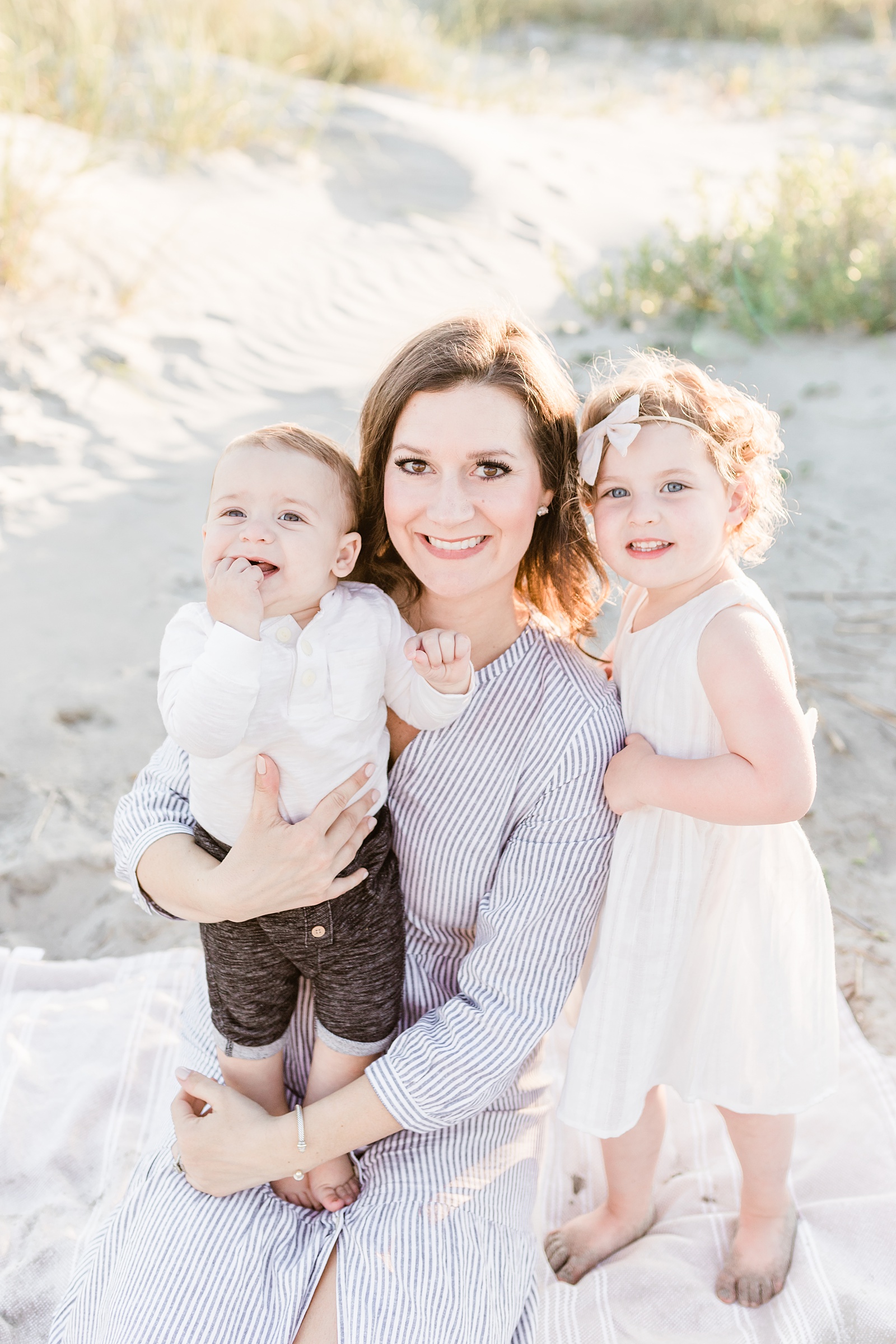 Mom and kids during beach family session on Isle of Palms | Caitlyn Motycka Photography