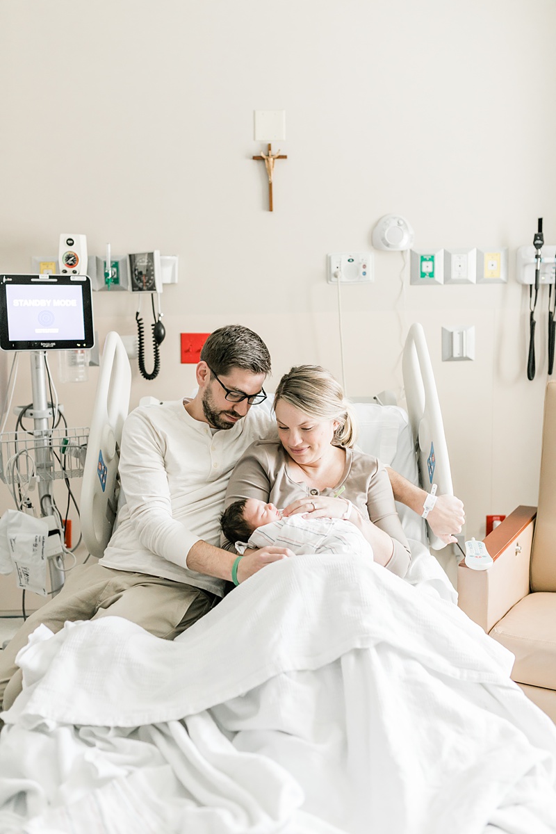 Hospital Newborn Session | Caitlyn Motycka photography