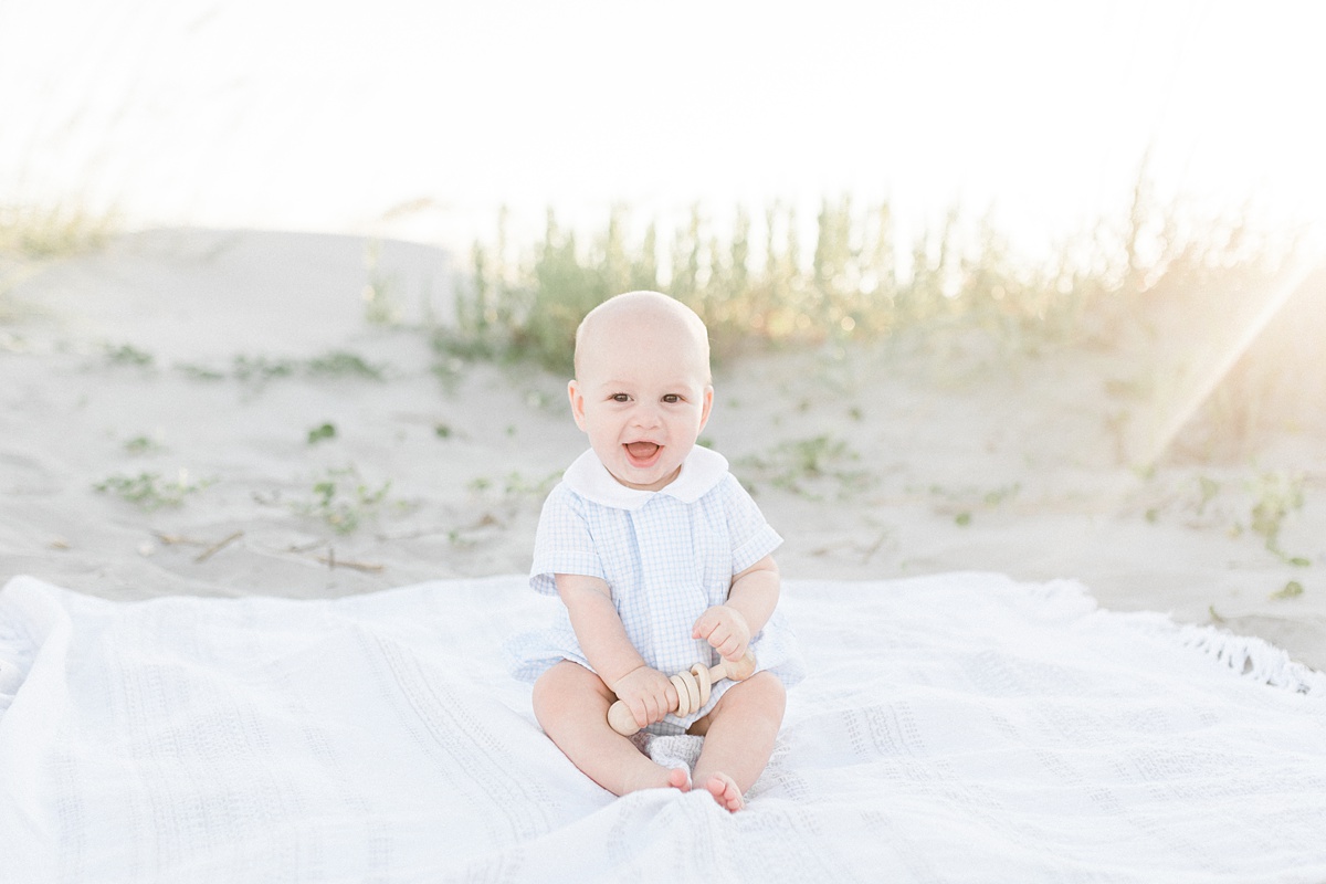 Six month old photoshoot on Isle of Palms | Caitlyn Motycka Photography 
