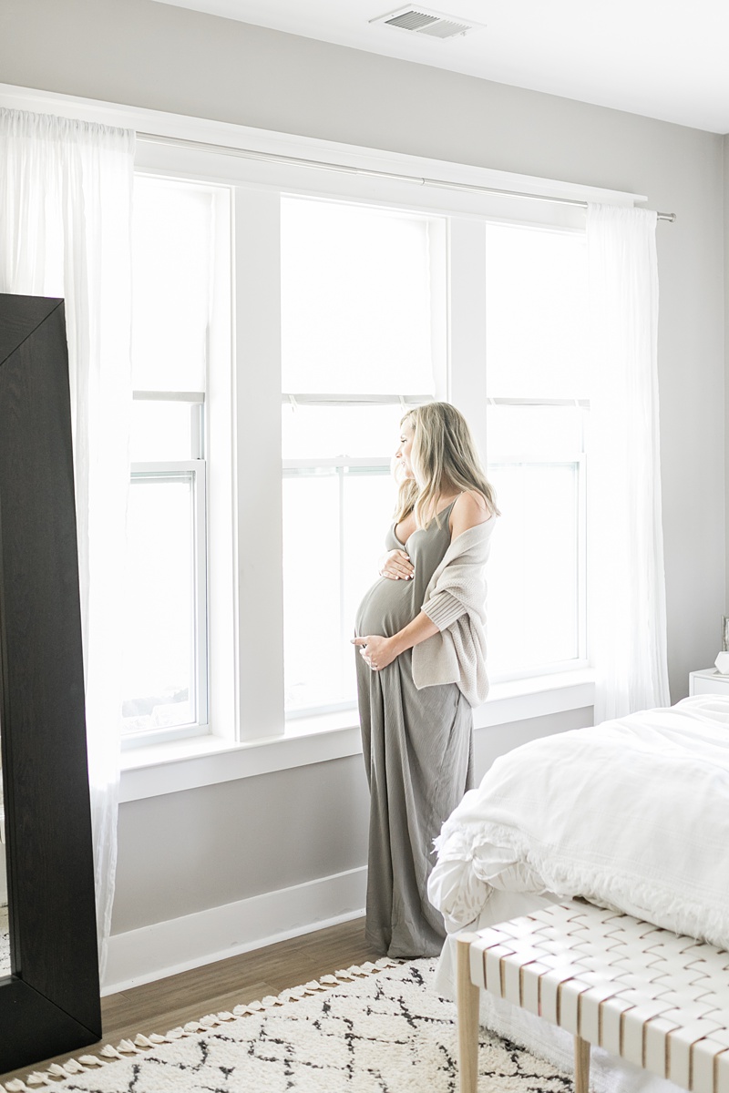 Cozy in-home maternity session by Caitlyn Motycka Photography