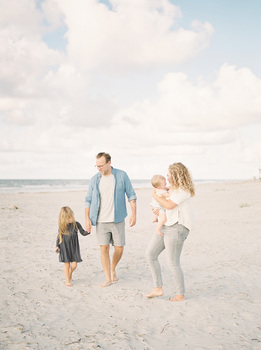 Sunrise family photoshoot on Folly Beach with Charleston Photographer, Caitlyn Motycka Photography. 