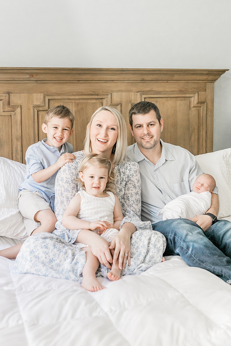 Family photo at Mount Pleasant Lifestyle Newborn Session | Caitlyn Motycka Photography