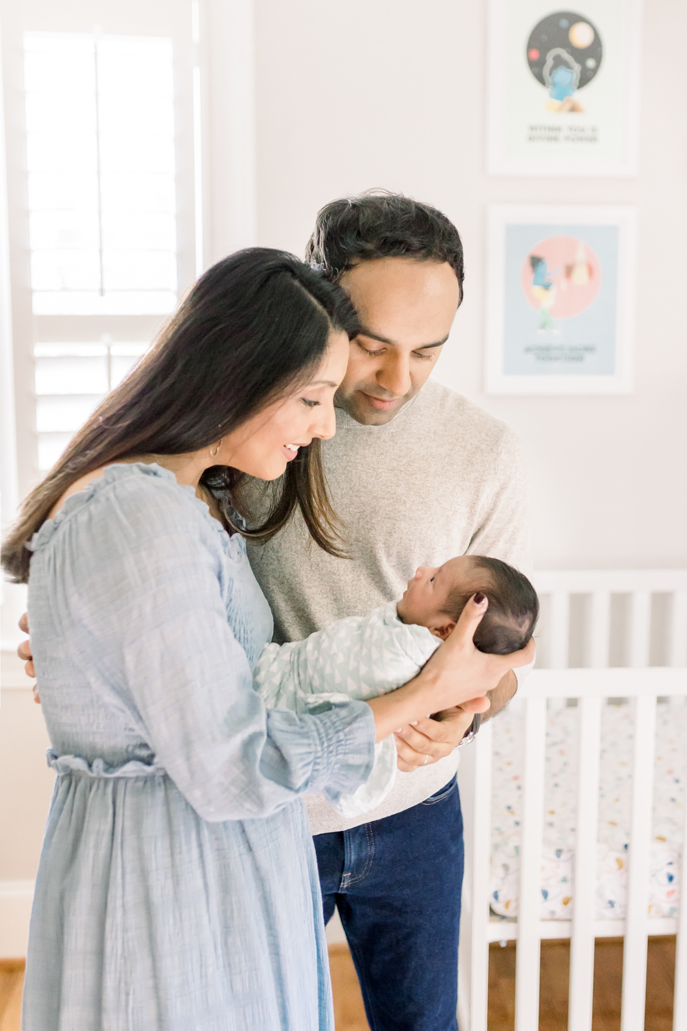 In-home lifestyle newborn photoshoot in Charleston, SC. Photo by Caitlyn Motycka Photography.
